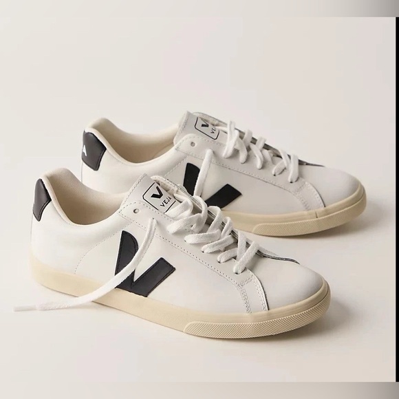 None Shoes - Sold *** Womens Size 8 White Black 39 Free People